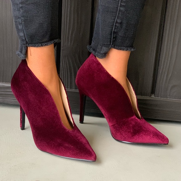 Velvet Wine V Split Front Pointy Toe Stiletto Boot - Picture 2 of 8